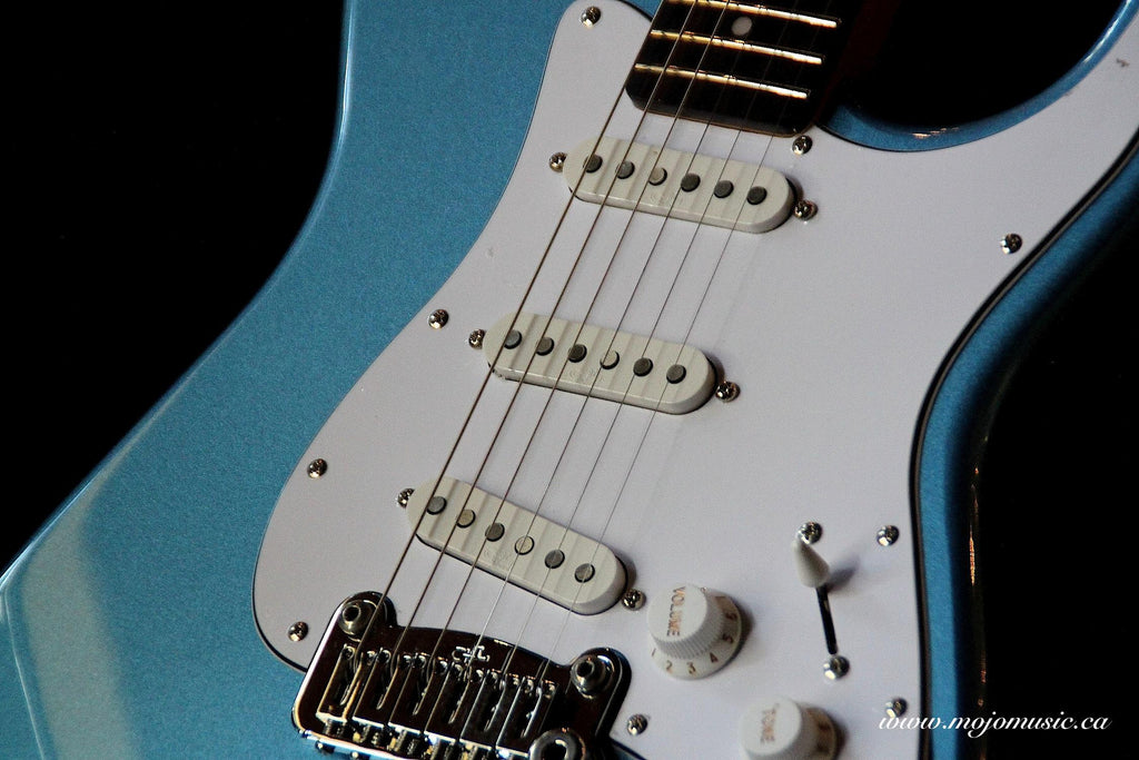 G&L Tribute Legacy Electric Guitar (Lake Placid Blue) 